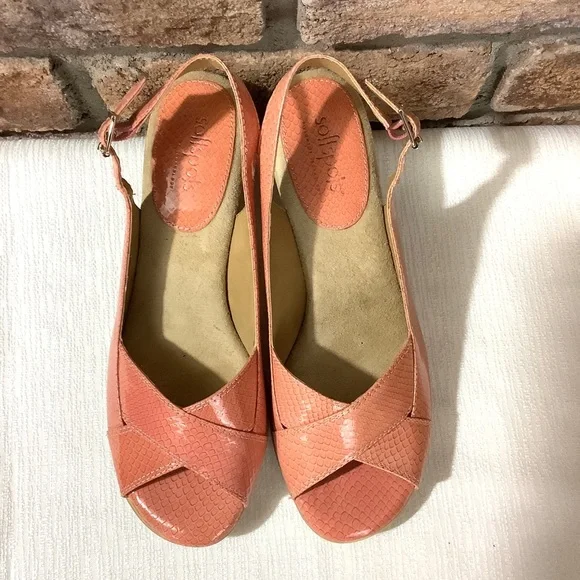 SOFTSPOTS Coral Patent Leather Slingback Sandals - Picture 7 of 12